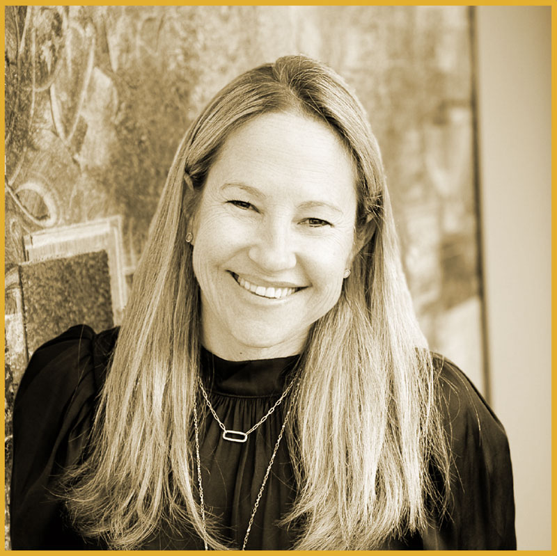 Carrie-Weinstein-BnW-with-Gold