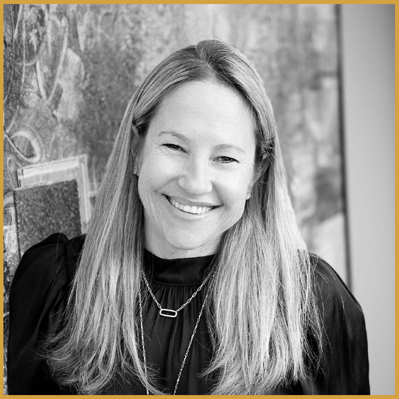Carrie-Weinstein-BnW-with-Gold